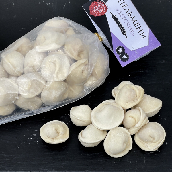 Пельмени "Детские" из мяса птицы ручной лепки 500 г замороженные