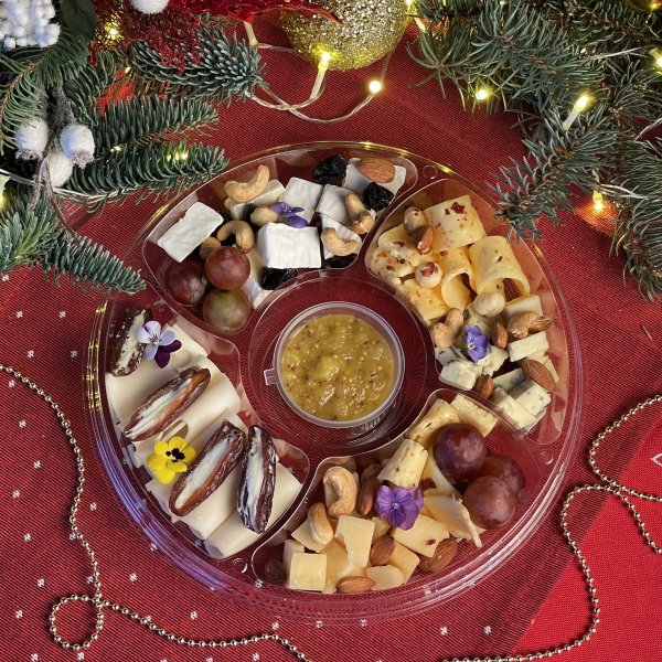 ПРЕДЗАКАЗ - Сырная тарелка "Новогодний СЫР-бор" 465 г