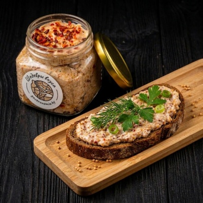 Шпик "Смалец с паприкой и горчицей" 250 г соленый охлажденный