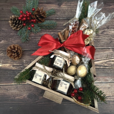 Новогодний подарочный набор №8