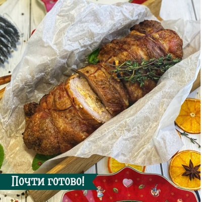 ПРЕДЗАКАЗ - Рождественское полено из свинины с грибами (весовой) п/ф для запек.